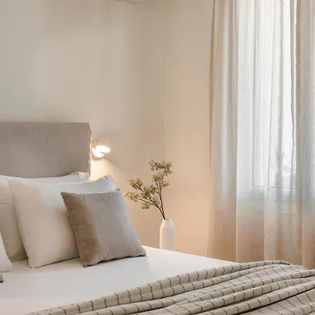 Ferienhaus Cavaliere Seafront Suite - Theseus *