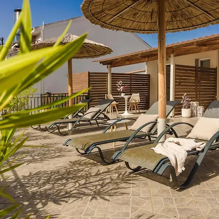 Cavaliere Seafront Suite - Theseus Ferienhaus *