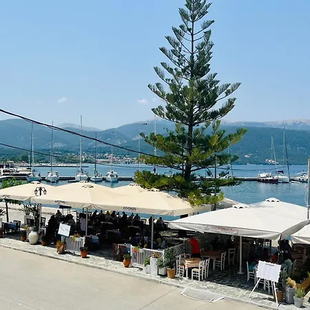 Cavaliere Seafront Suite - Theseus