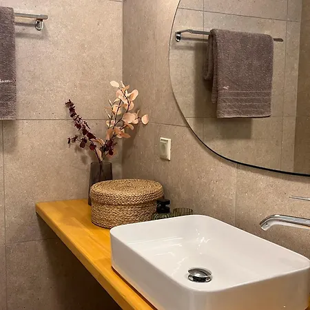 Ferienhaus Cavaliere Seafront Suite - Theseus *