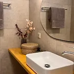 Дом отдыха Cavaliere Seafront House - Theseus *