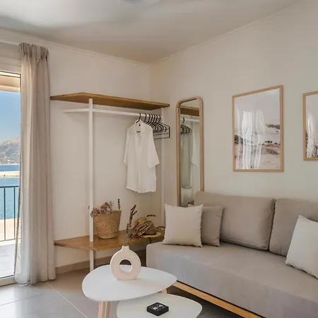 Theseus Seafront House *