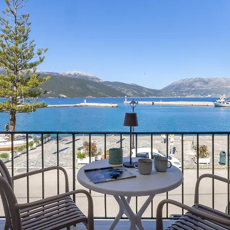 Cavaliere Seafront House - Theseus Tatil Evi Sami (Kefalonia)