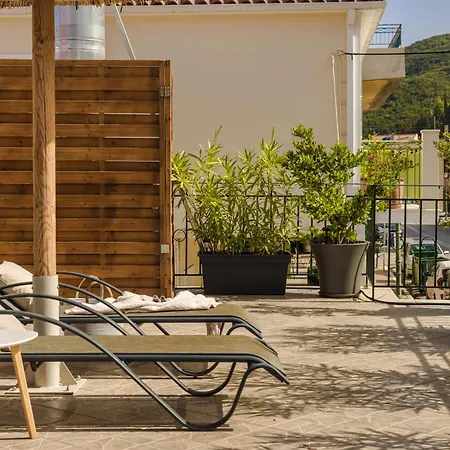 Theseus Seafront House