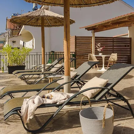 Vakantiehuis Theseus Seafront House *