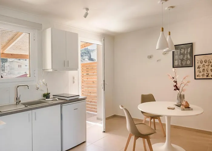 Cavaliere Seafront House - Theseus Sami (Kefalonia)