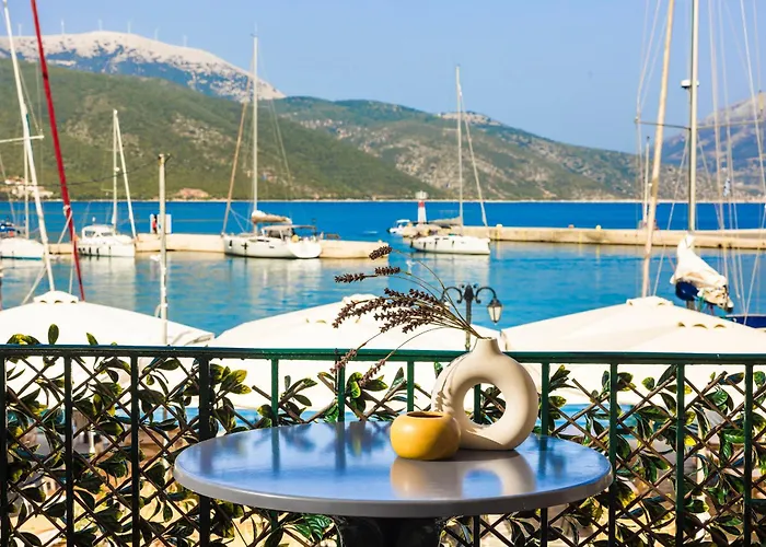 Cavaliere Seafront House - Theseus Hébergement de vacances Sami (Kefalonia)