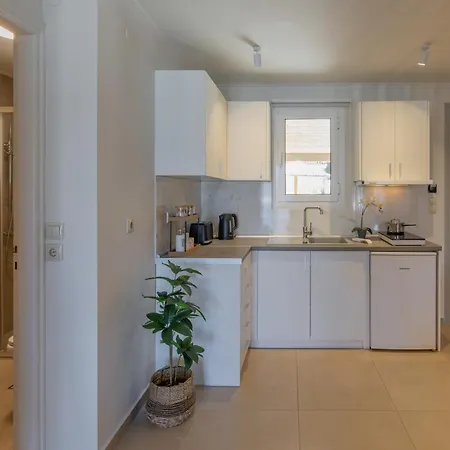 Cavaliere Seafront House - Theseus سامي