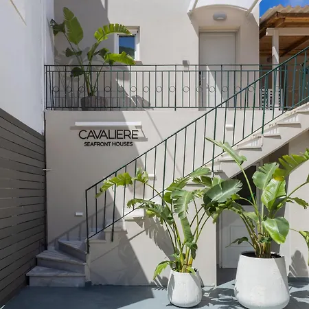 بيت للعطل Cavaliere Seafront House - Theseus